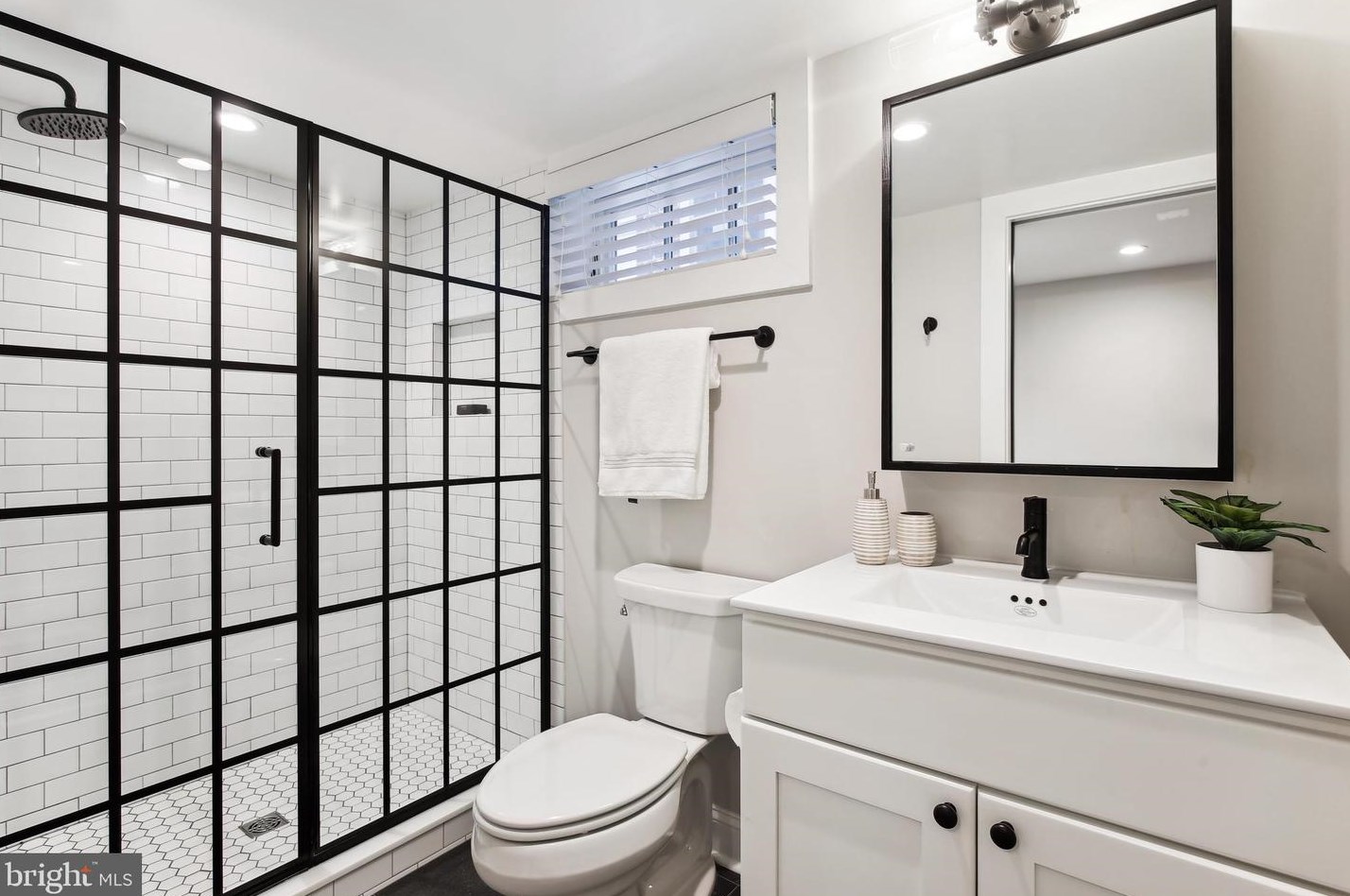 3518 Northampton St, Washington DC  20015-2552 exterior