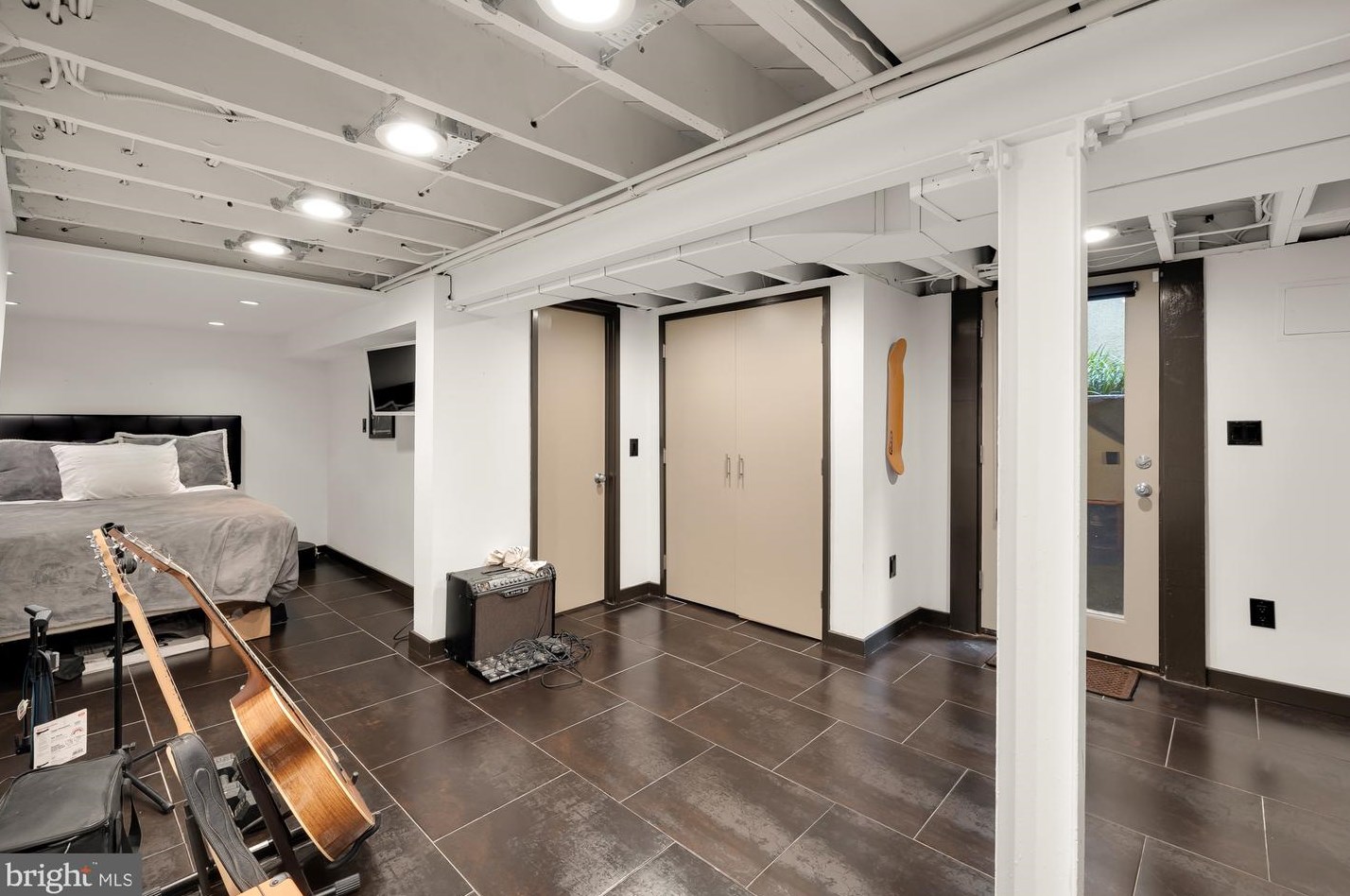 5169 Macarthur Blvd, Washington DC 20016-3315 exterior