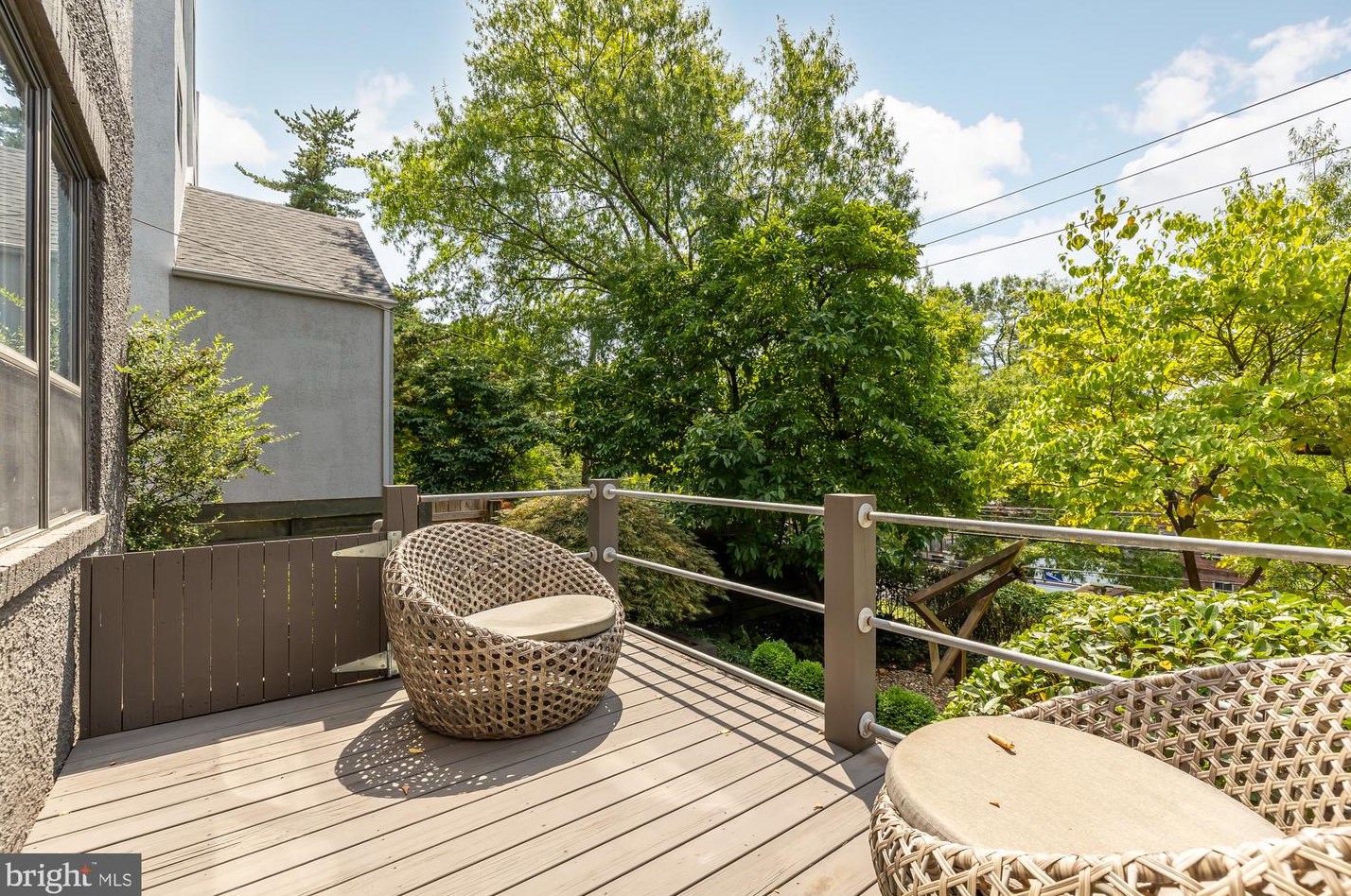 5169 Macarthur Blvd, Washington DC 20016-3315 exterior