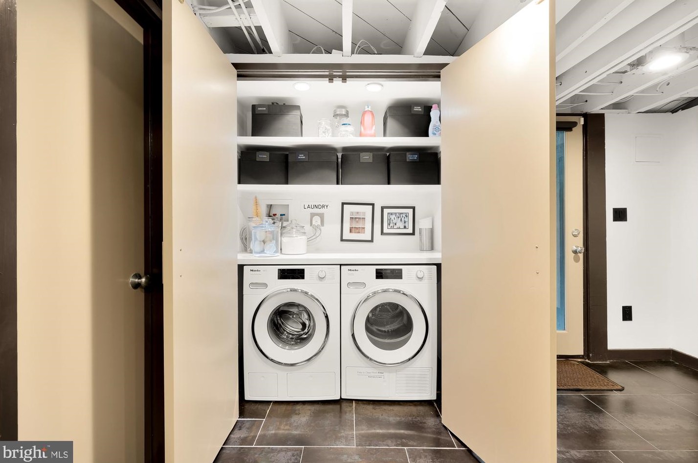 5169 Macarthur Blvd, Washington DC 20016-3315 exterior