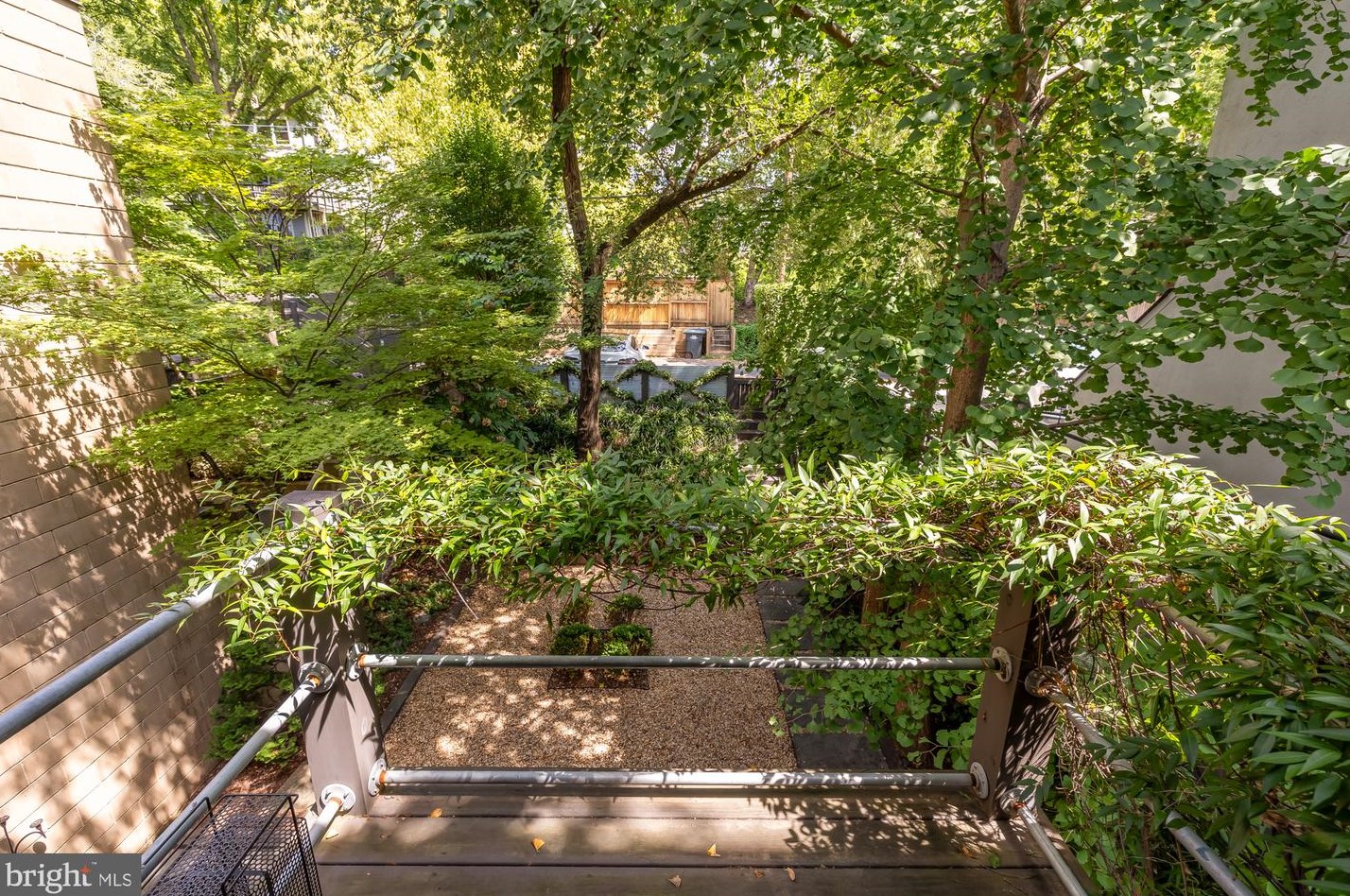 5169 Macarthur Blvd, Washington DC 20016-3315 exterior