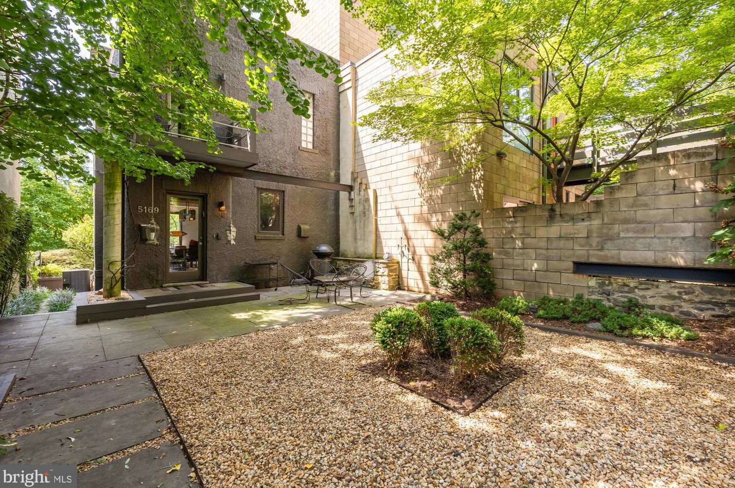 5169 Macarthur Blvd, Washington DC 20016-3315 exterior