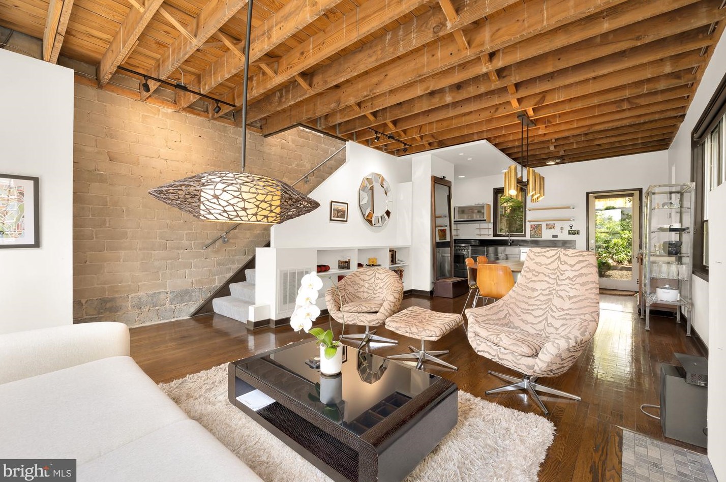 5169 Macarthur Blvd, Washington DC 20016-3315 exterior