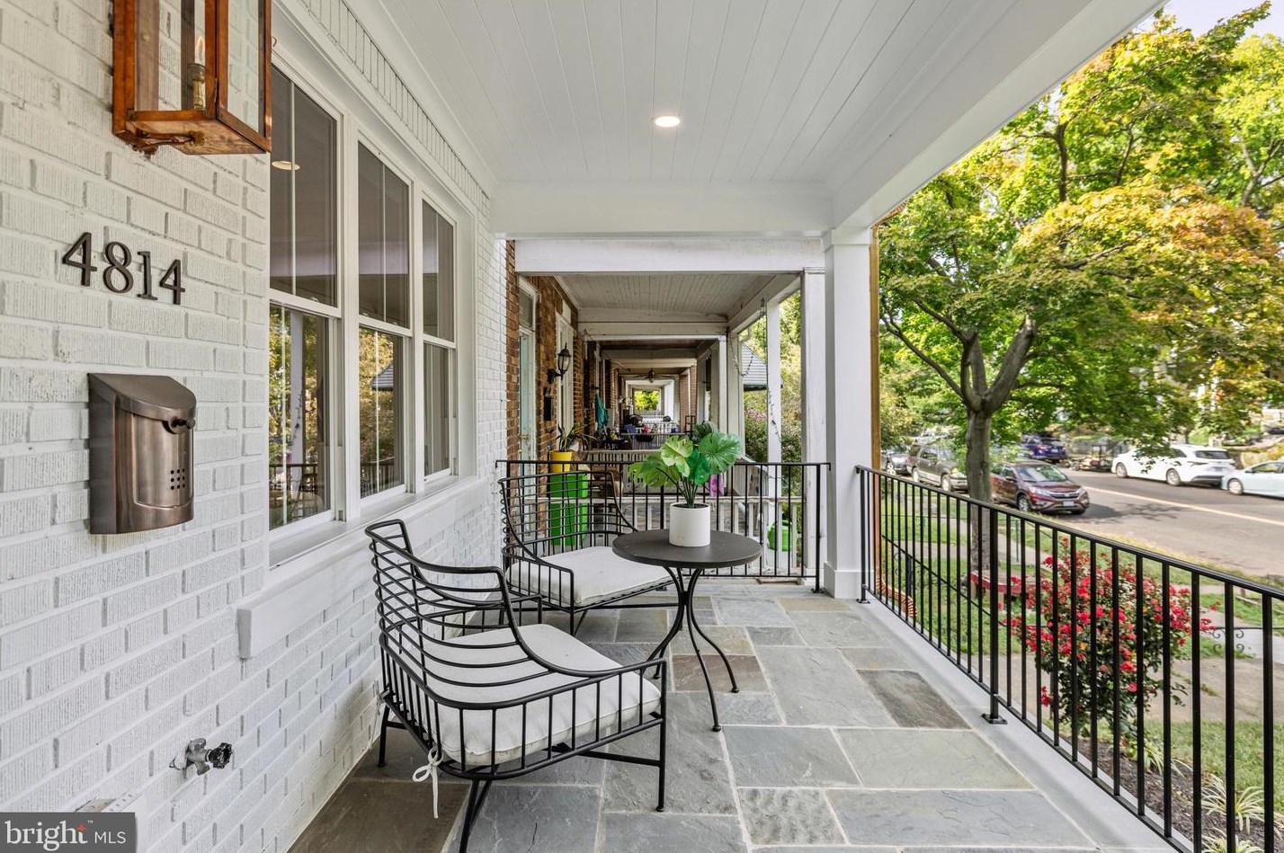 4814 Illinois Ave, Washington DC 20011-5925 exterior