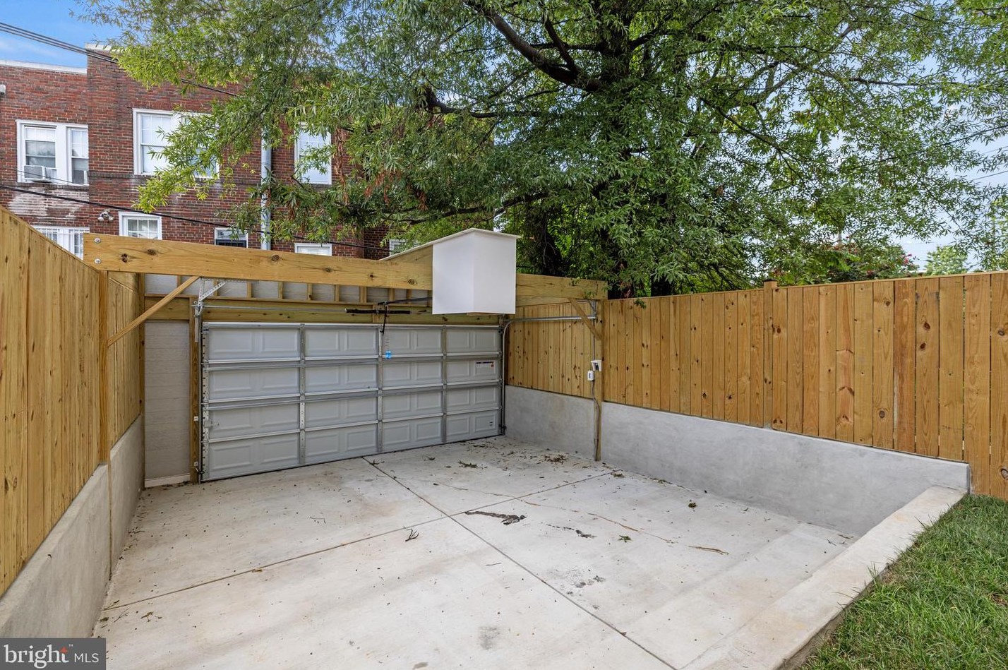 4814 Illinois Ave, Washington DC 20011-5925 exterior