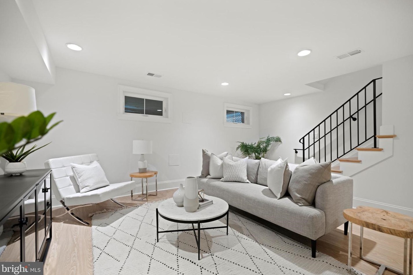 4814 Illinois Ave, Washington DC 20011-5925 exterior