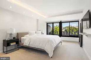 2510 Virginia Ave NW, Washington, DC 20037 - Photo 33