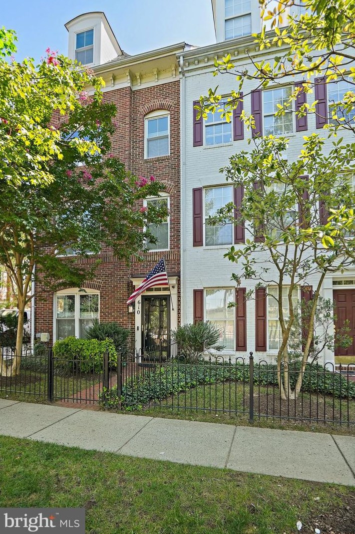 610 9, Washington DC 20024-2475 exterior