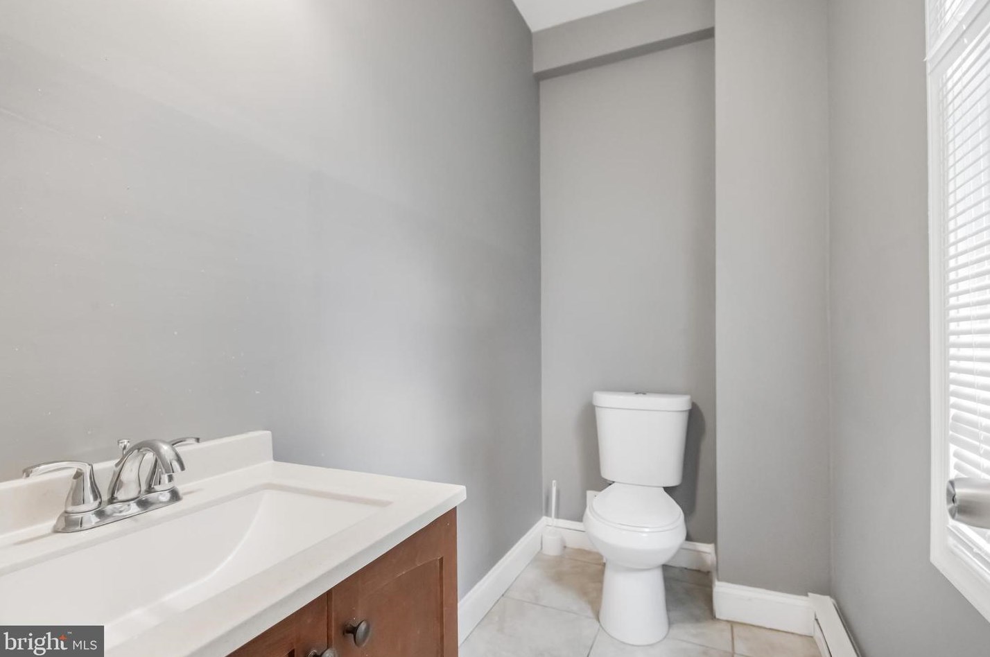 1627 W St, Washington DC  20020-5717 exterior