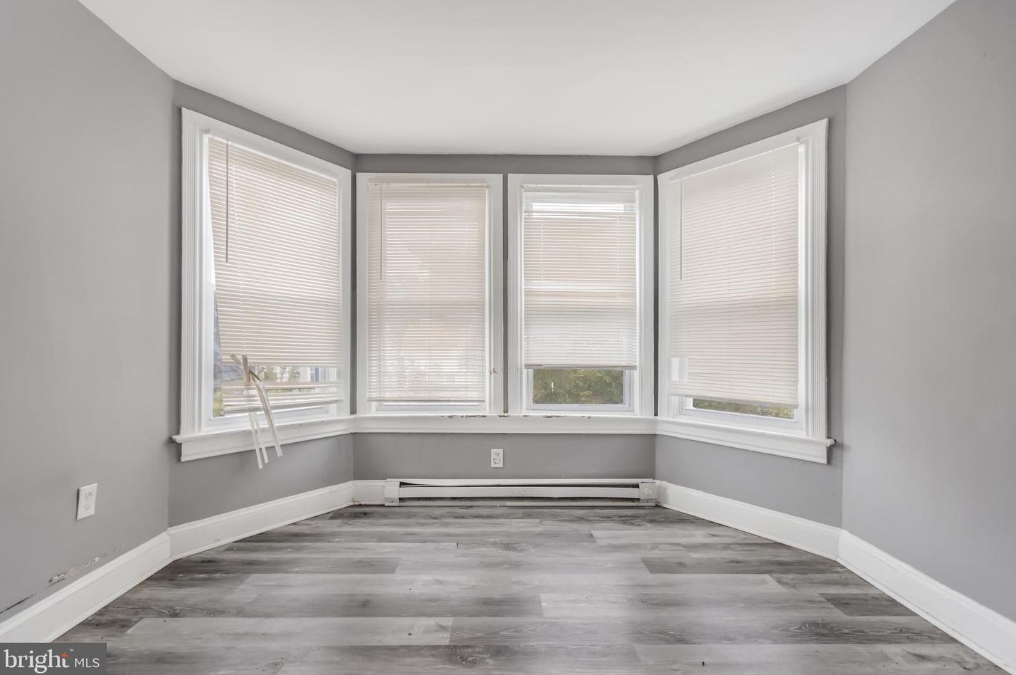 1627 W St, Washington DC  20020-5717 exterior