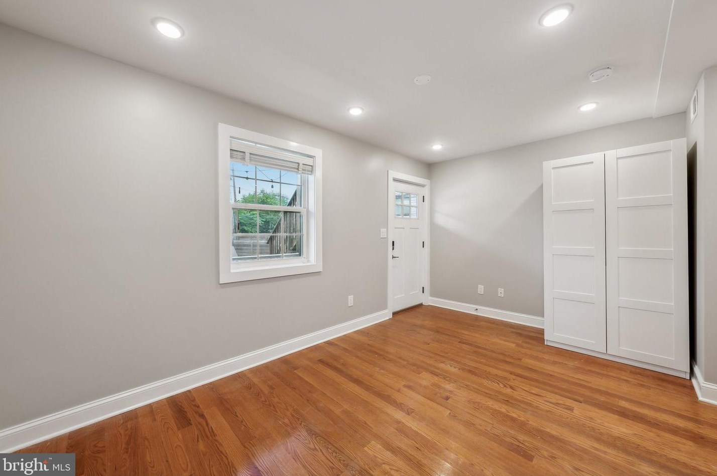 332 18th Pl, Washington DC  20002-6650 exterior