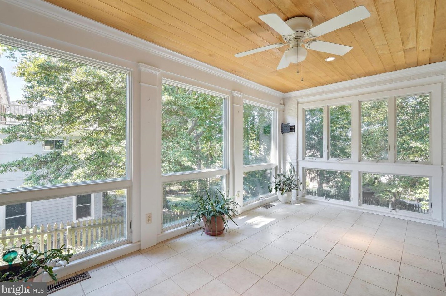 4326 42nd St, Washington DC  20016-2152 exterior