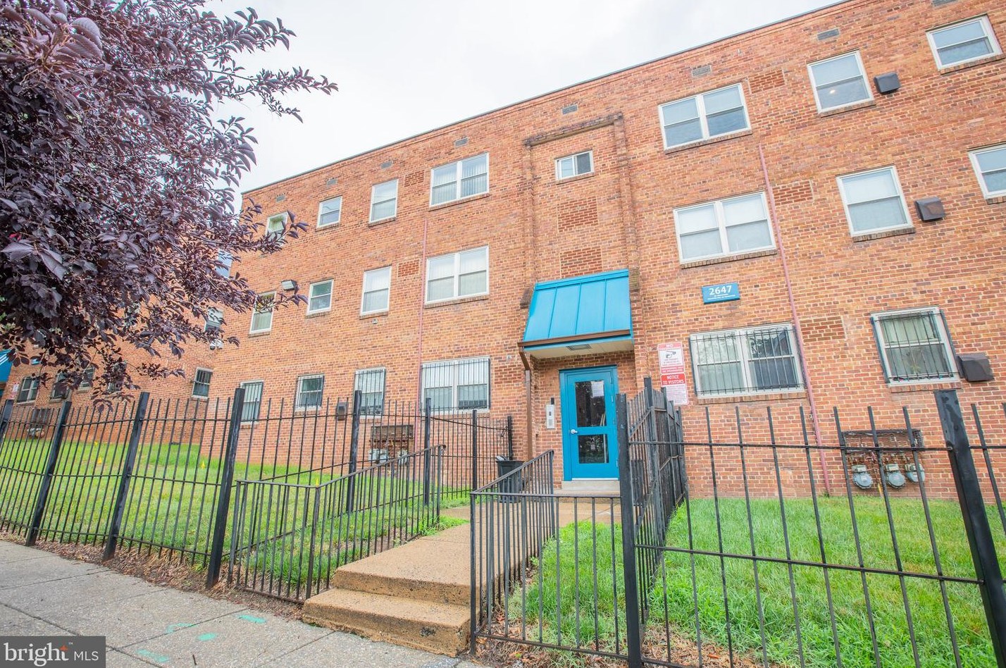 2647 Martin Luther King Jr Ave, Washington DC 20020-7704 exterior