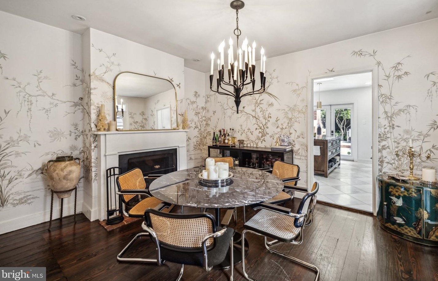 1643 35th St, Washington DC  20007-2343 exterior