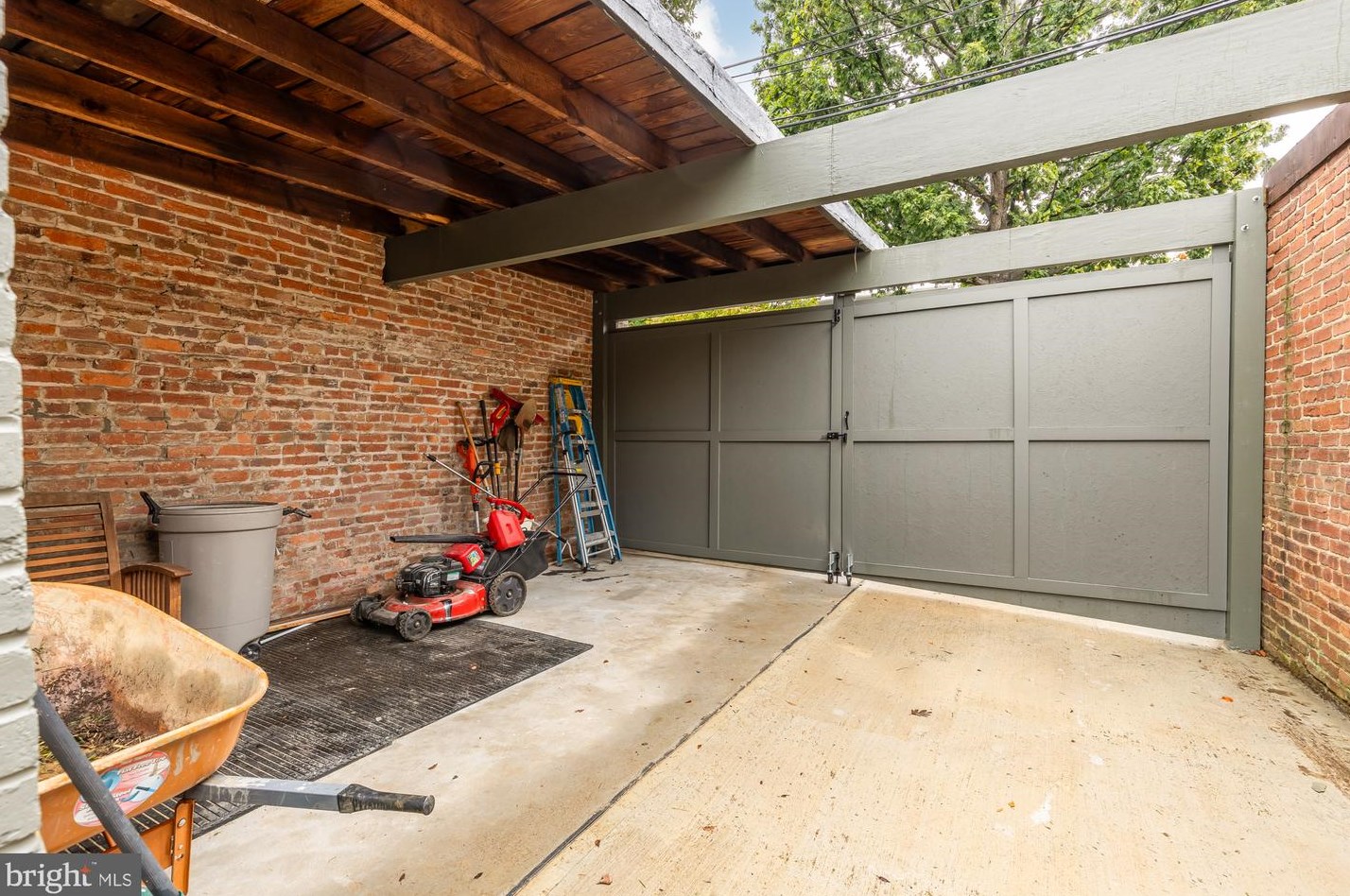 1511 Varnum St, Washington DC 20011-7028 exterior