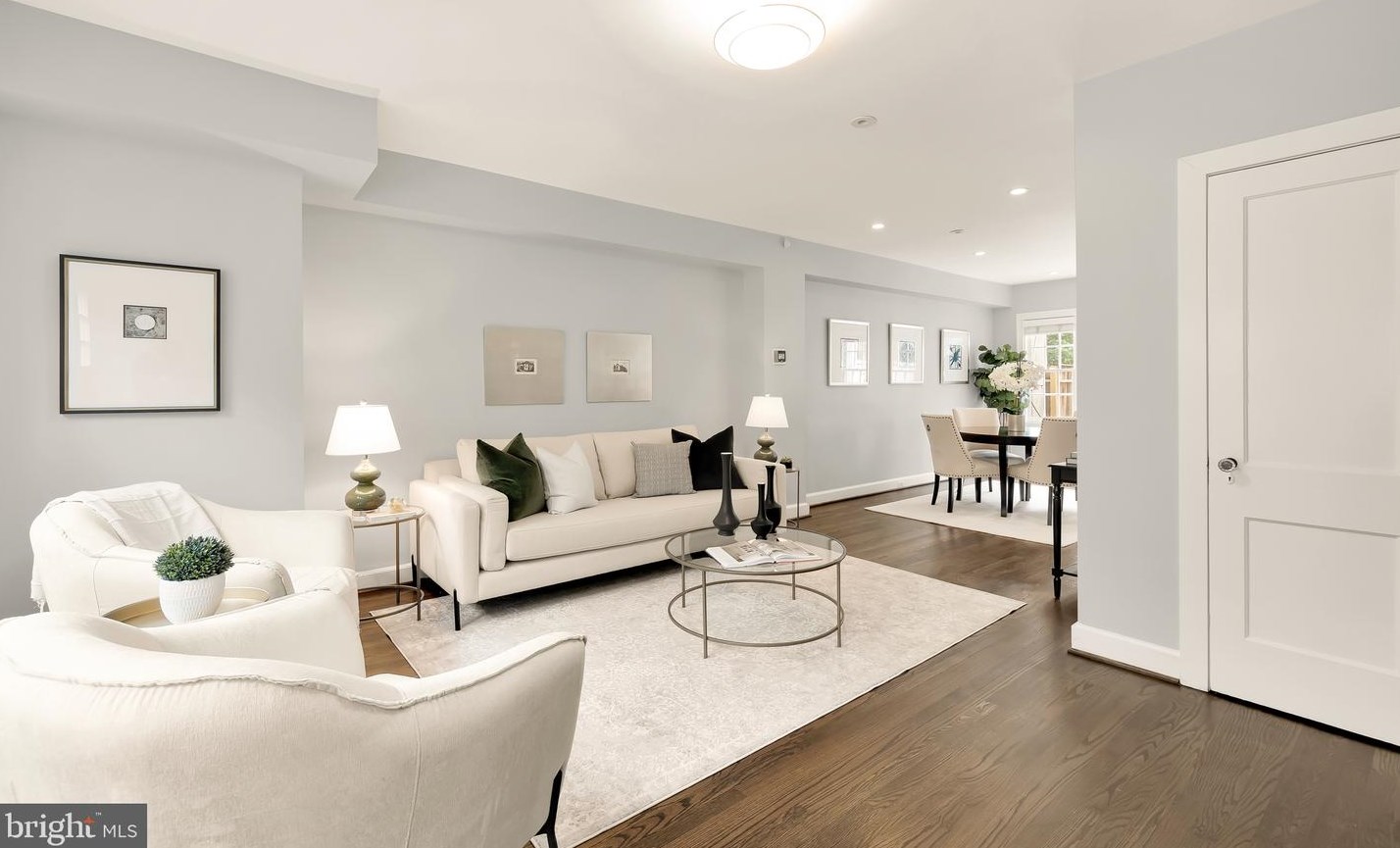 4470 Reservoir Rd, Washington DC 20007-2041 exterior