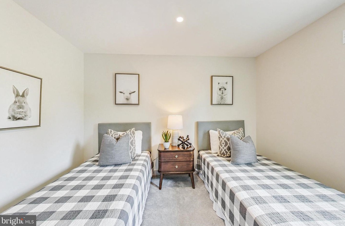 1113 48 St, Washington DC 20007-1553 exterior