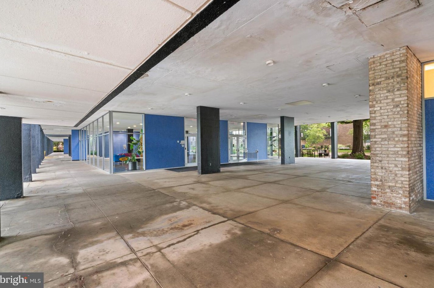 1311 Delaware Ave, Washington DC  20024-3930 exterior