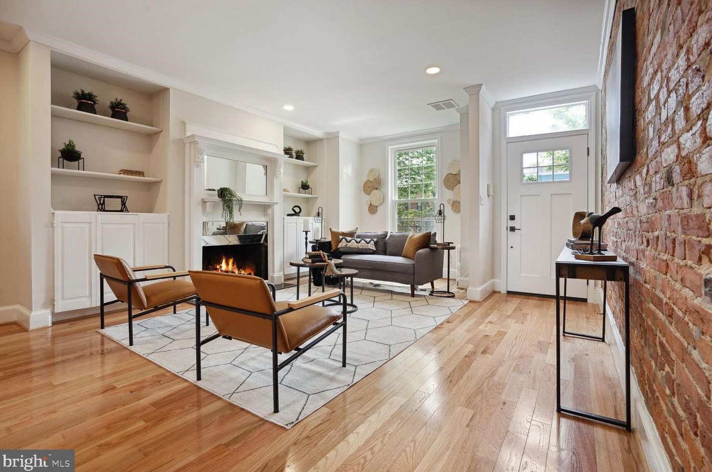 1636 Independence Ave, Washington DC 20003-1637 exterior