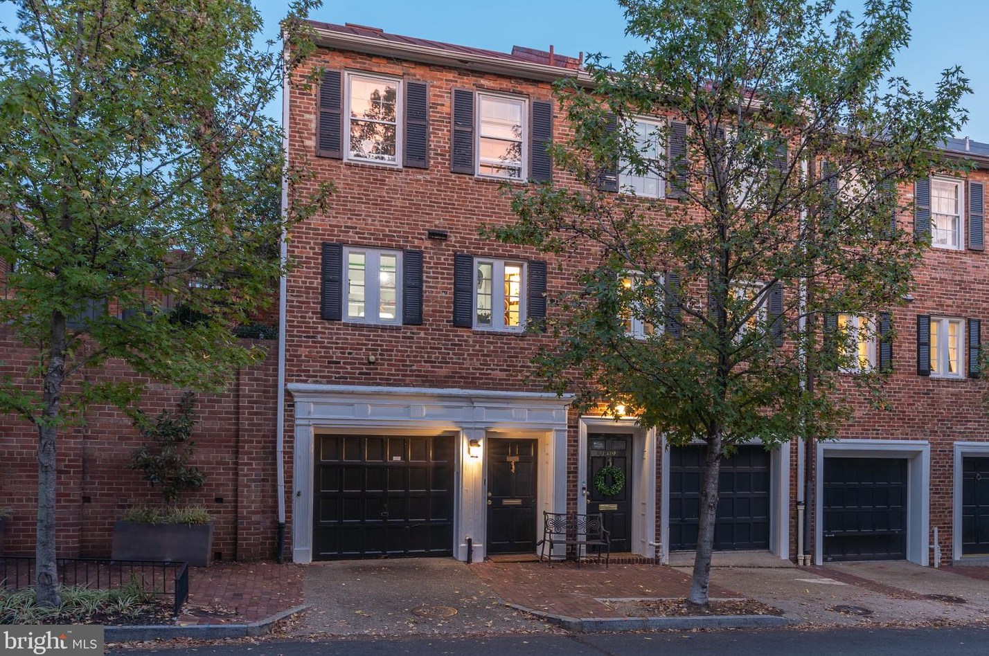 1321 28 St, Washington DC 20007-3101 exterior