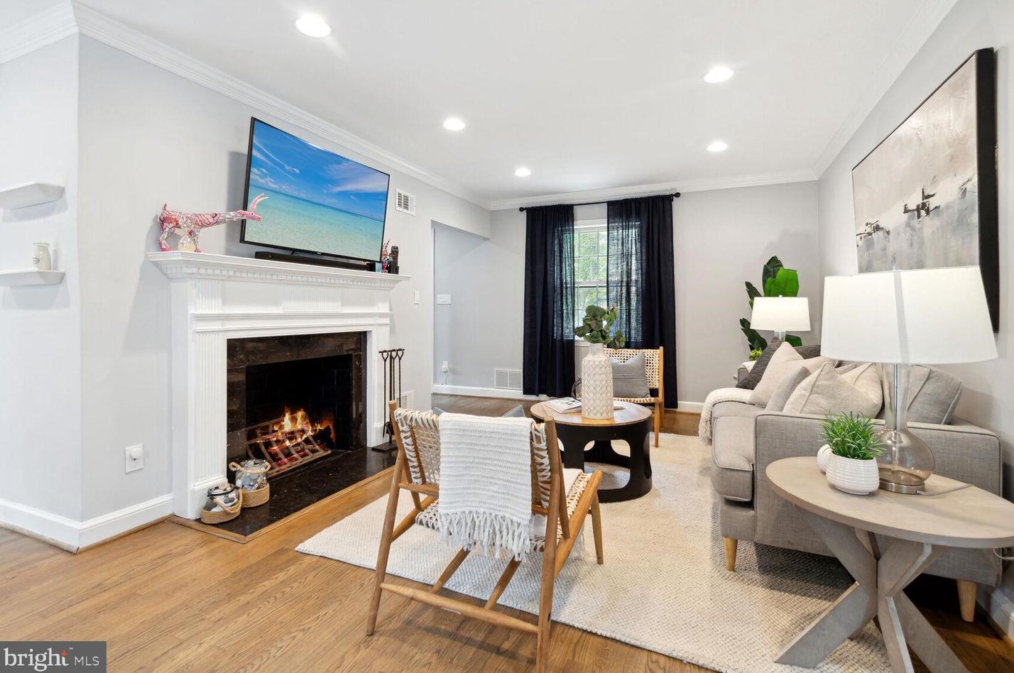 4525 Macomb St, Washington DC 20016-2752 exterior