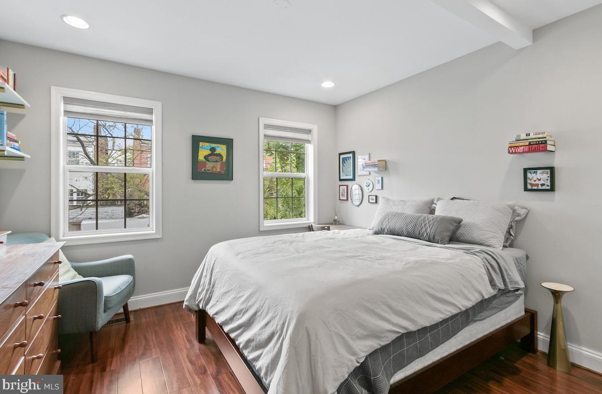 1842 L St, Washington DC 20002-3024 exterior