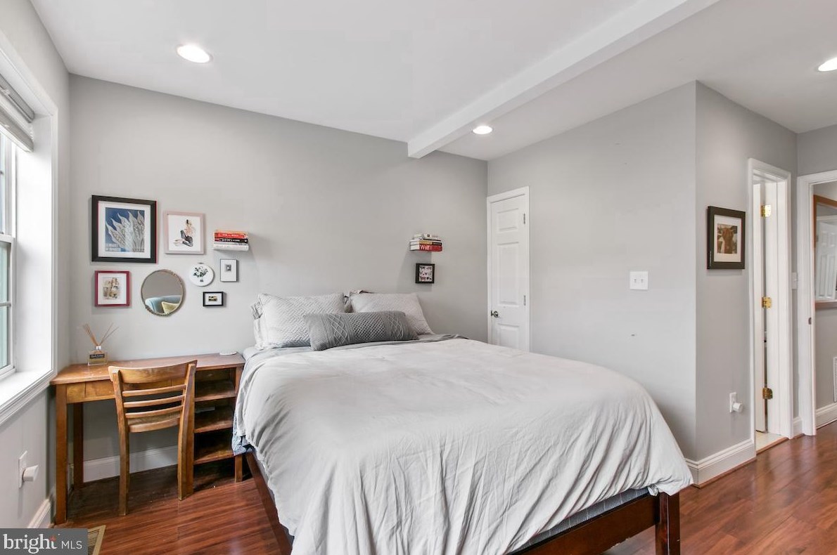 1842 L St, Washington DC 20002-3024 exterior