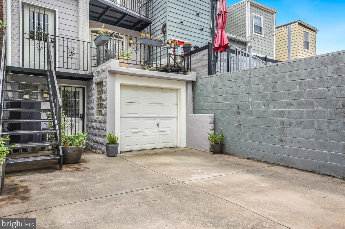 422 Irving St, Washington DC 20010-2913 exterior