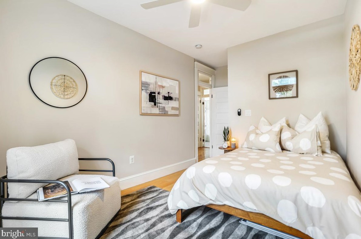 422 Irving St, Washington DC 20010-2913 exterior