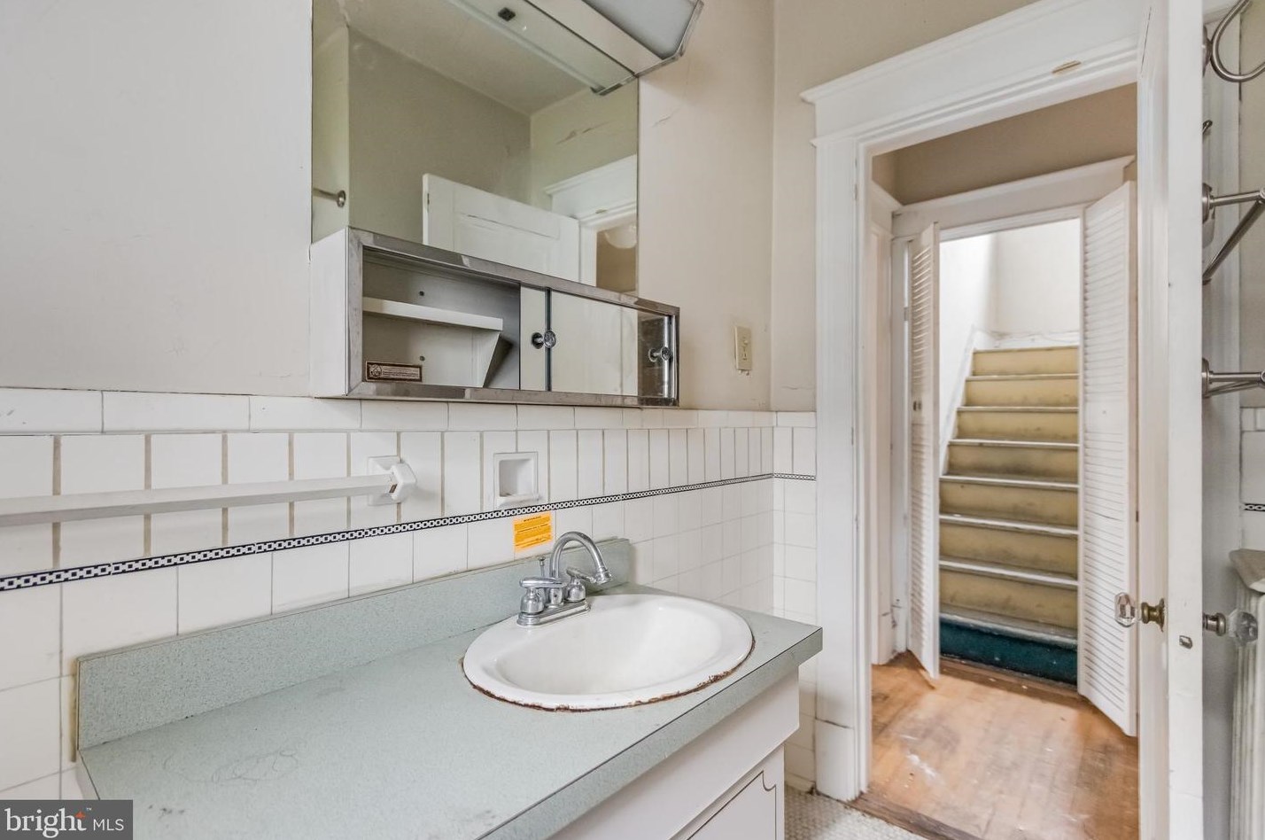 7538 13th St, Washington DC 20002-4463 exterior