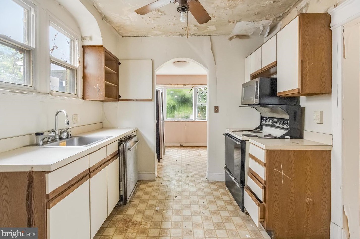 7538 13th St, Washington DC 20002-4463 exterior