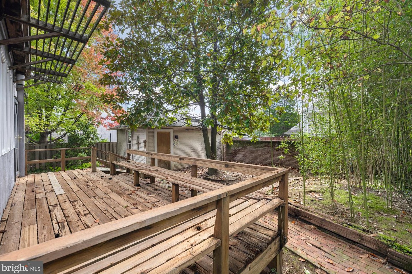 3810 Yuma St, Washington DC 20016-2109 exterior