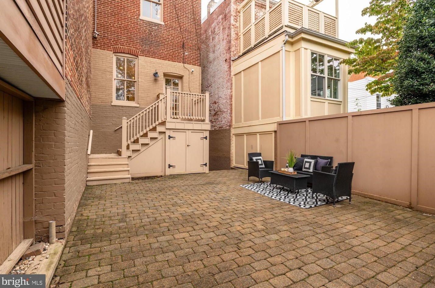 710 Capitol St, Washington DC 20003-1345 exterior