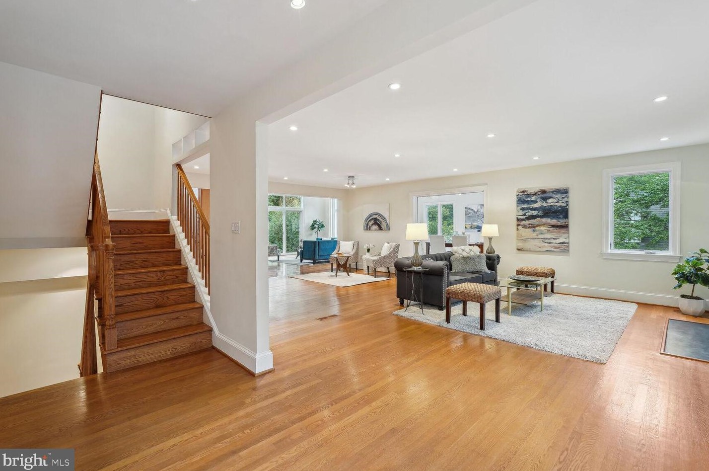 2354 King Pl, Washington DC 20007-1029 exterior