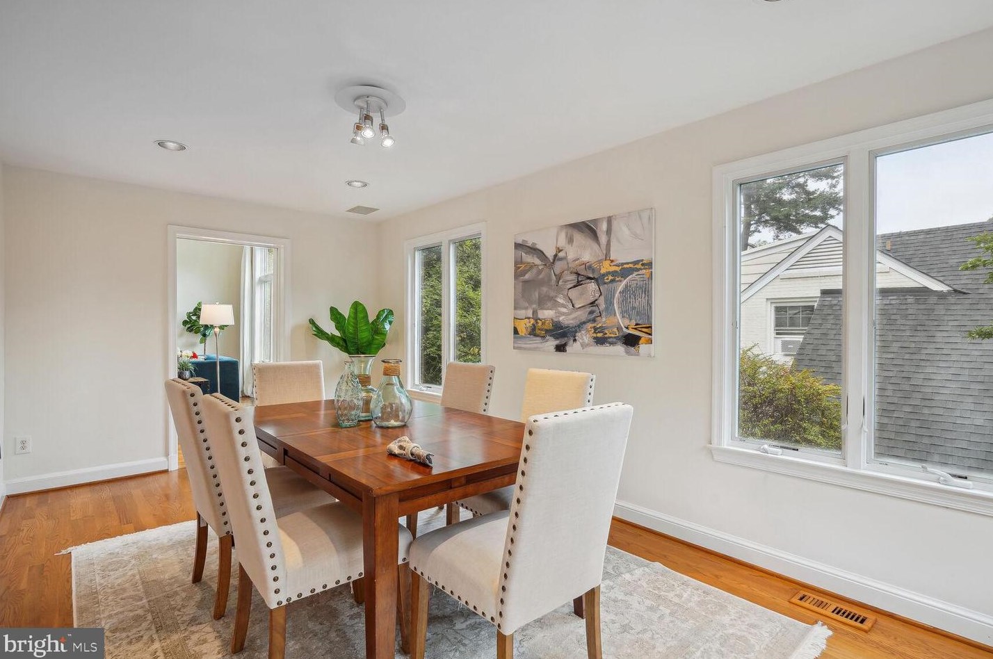 2354 King Pl, Washington DC 20007-1029 exterior