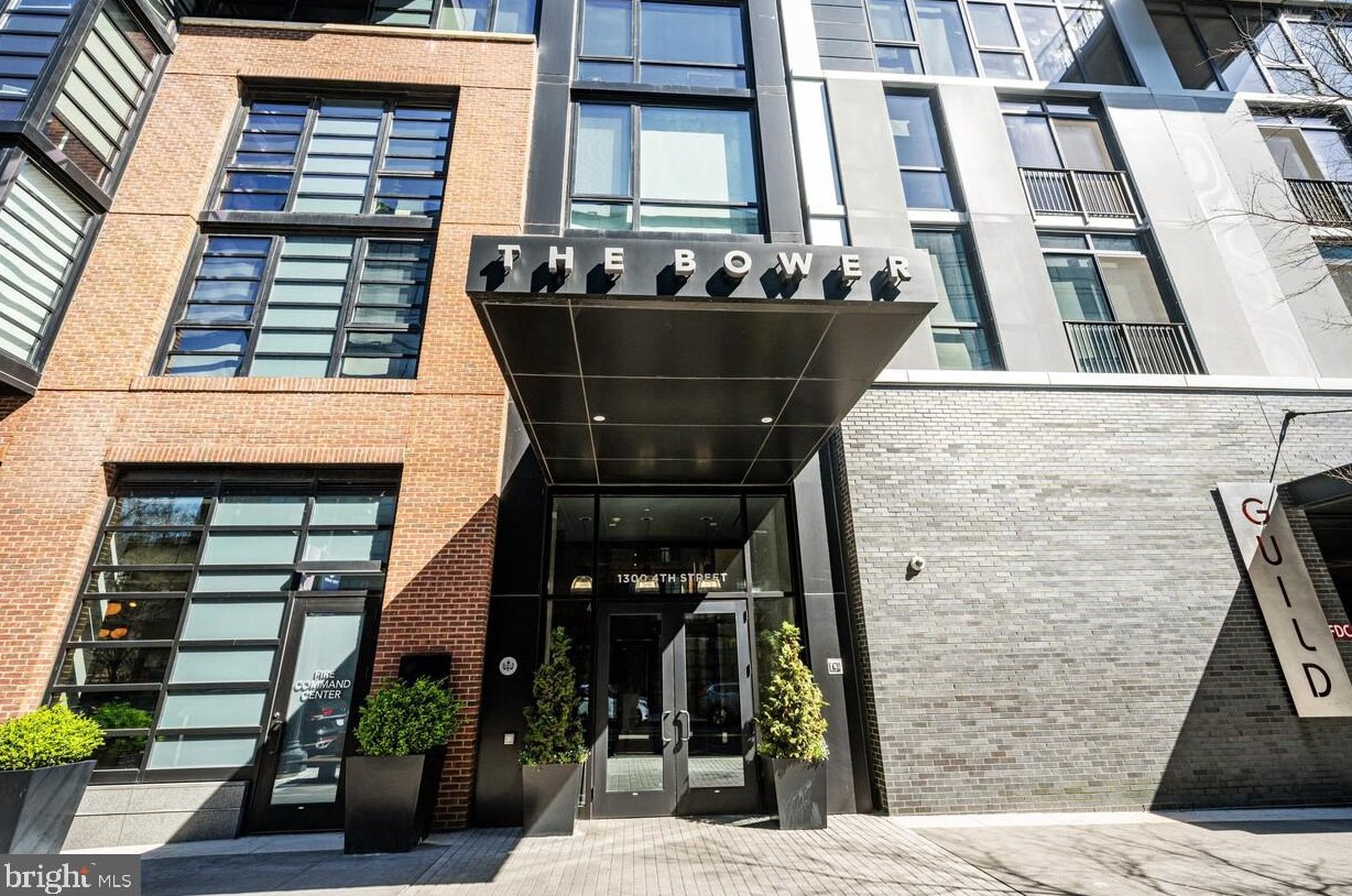 1300 4th St, Washington DC  20024-2202 exterior