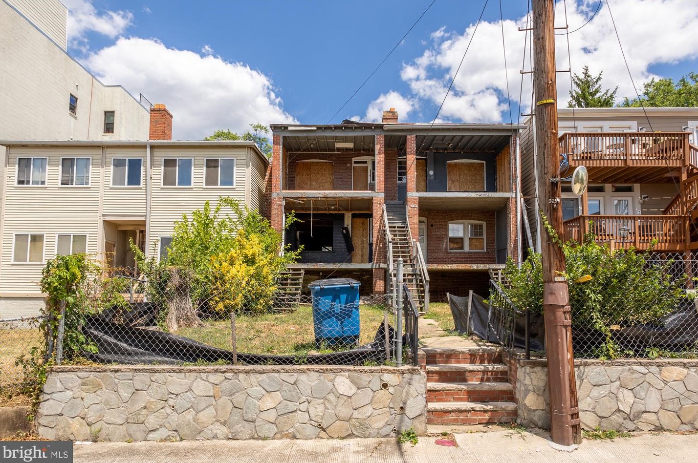 5414 3 St, Washington DC 20003-1933 exterior