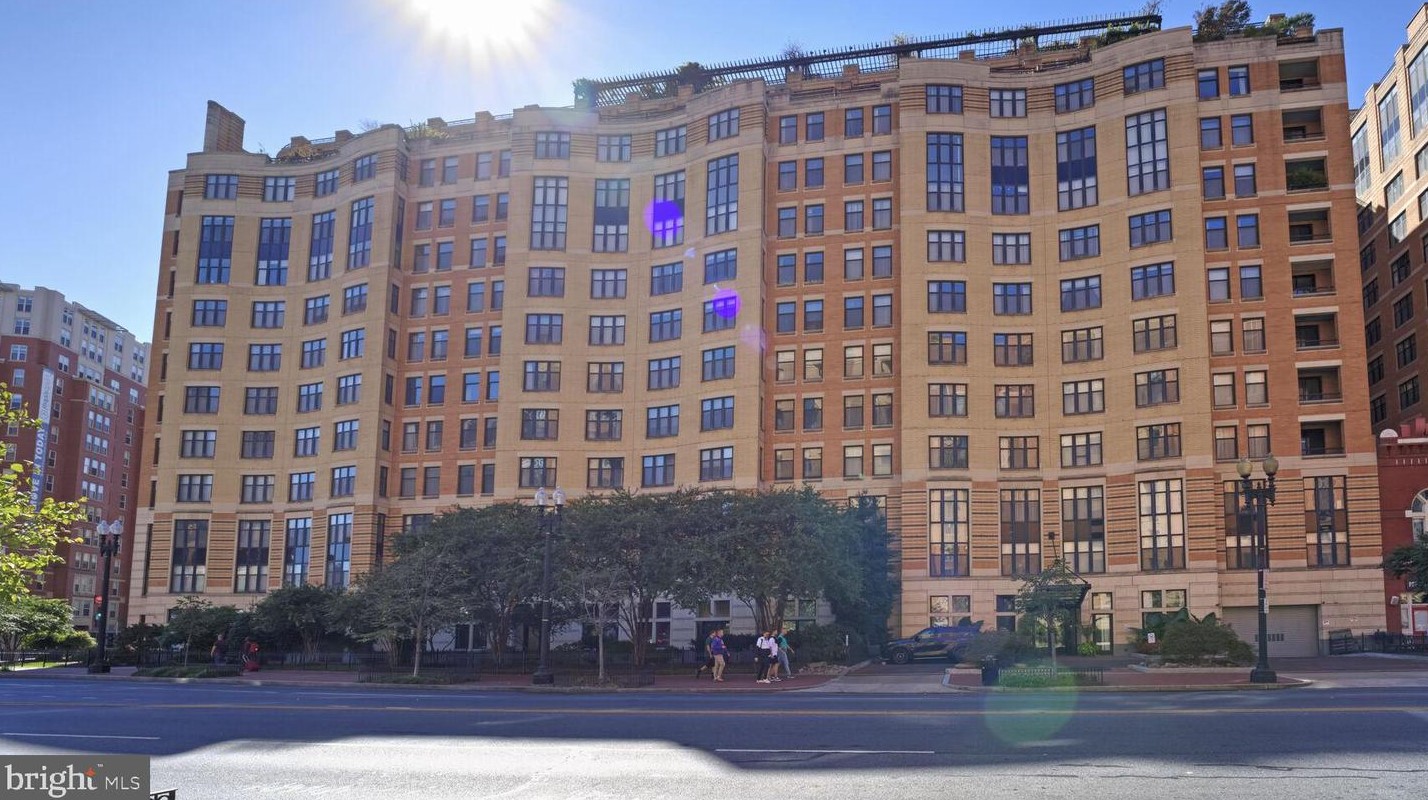 400 Massachusetts Ave, Washington DC  20001-6800 exterior