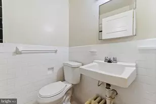 1213 Penn St NE, Washington, DC 20002 - Photo 5