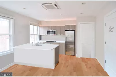 1072 Thomas Jefferson Street NW, Washington, DC 20007 - Photo 49