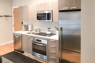 1072 Thomas Jefferson St NW, Washington, DC 20007 - Photo 41