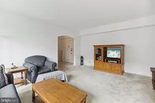 4000 Cathedral Ave NW, Washington, DC 20016 - Photo 7