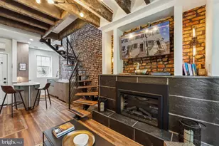 7 Pomander Walk NW, Washington, DC 20007 - Photo 5