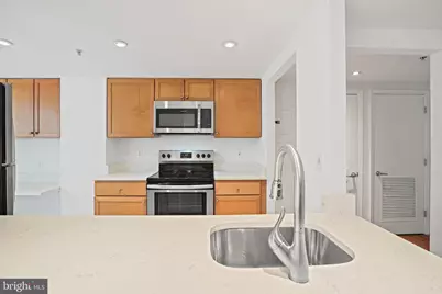 1225 13th Street NW #306, Washington, DC 20005 - Photo 9