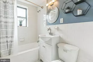 212 Oakwood St SE, Washington, DC 20032 - Photo 17