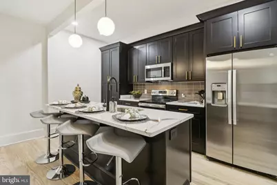 639 NW Columbia Road NW, Washington, DC 20001 - Photo 9