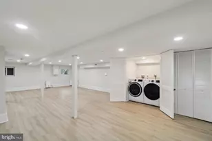 639 NW Columbia Road NW, Washington, DC 20001 - Photo 39