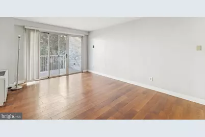 730 24th Street NW #321, Washington, DC 20037 - Photo 11
