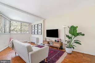 922 24th St NW, Washington, DC 20037 - Photo 9