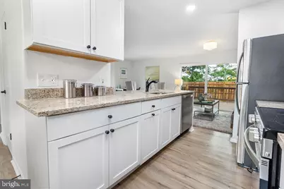 1214 Barnaby Terrace SE, Washington, DC 20032 - Photo 7